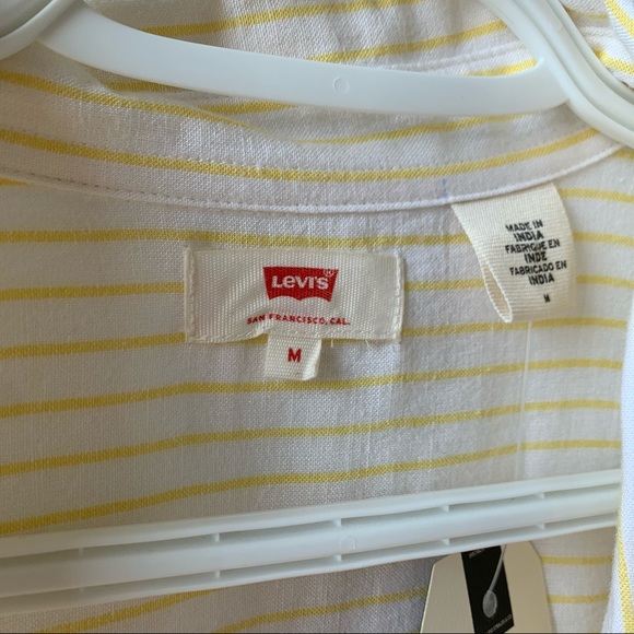 Levi's white striped  Shirt blouse size M - Picture 7 of 9